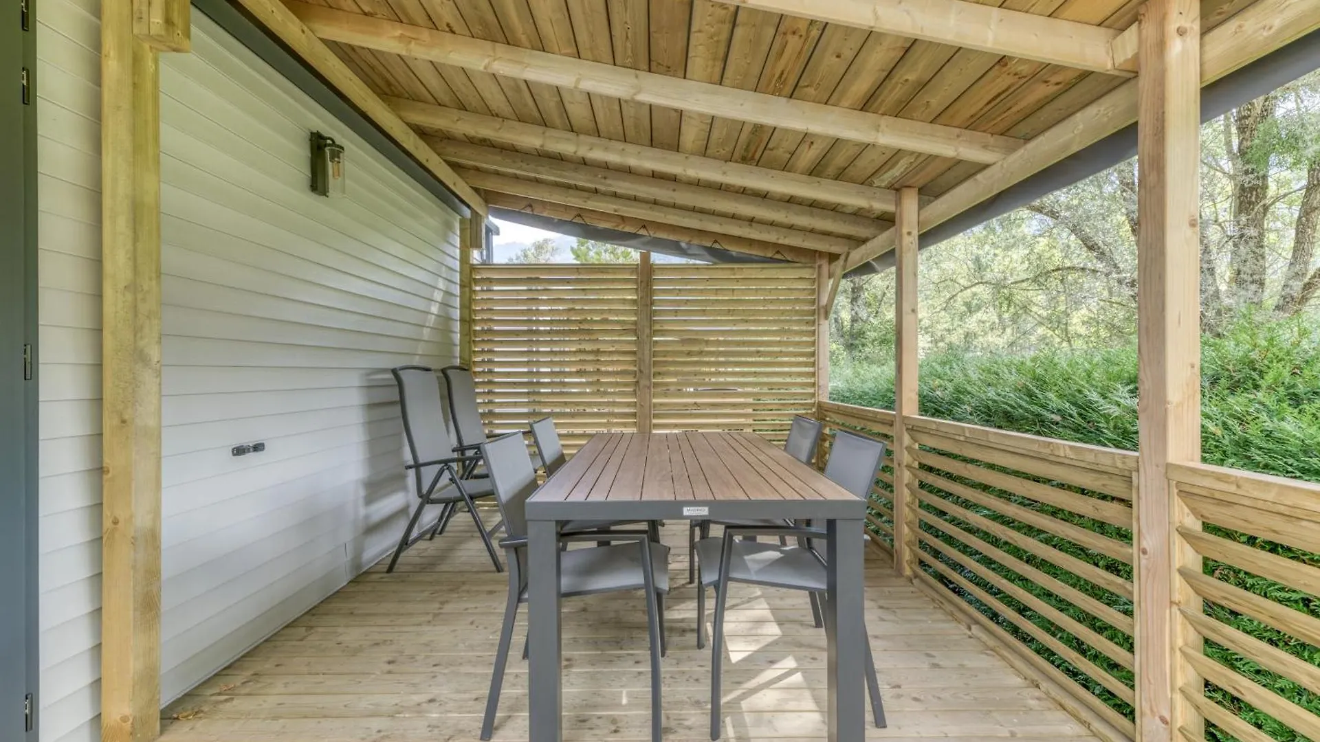 Camping RCN Belledonne Le Bourg-dʼOisans
