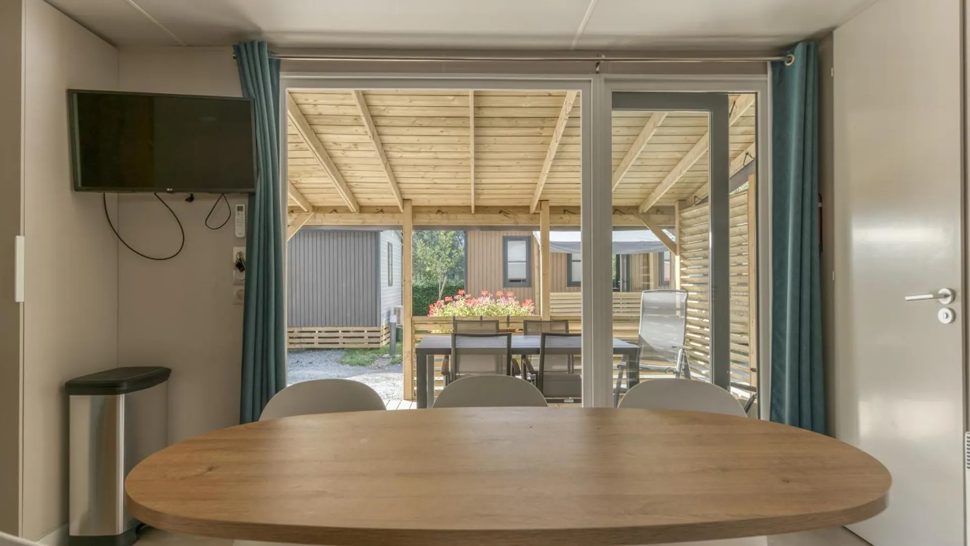 Camping RCN Belledonne Le Bourg-dʼOisans