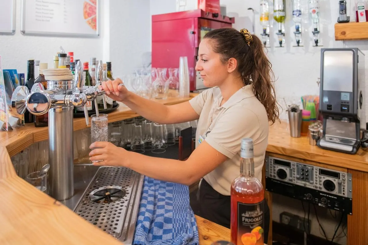 Rcn贝雷多纳酒店 Le Bourg-dʼOisans 营地