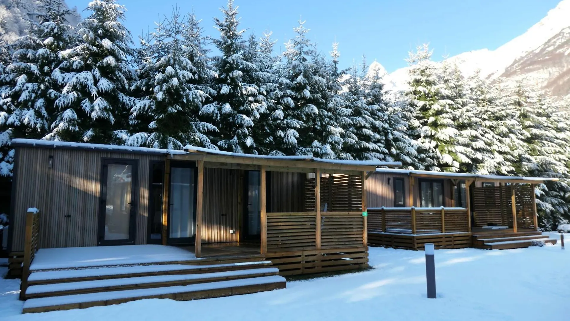 Rcn贝雷多纳酒店 Le Bourg-dʼOisans 4*,