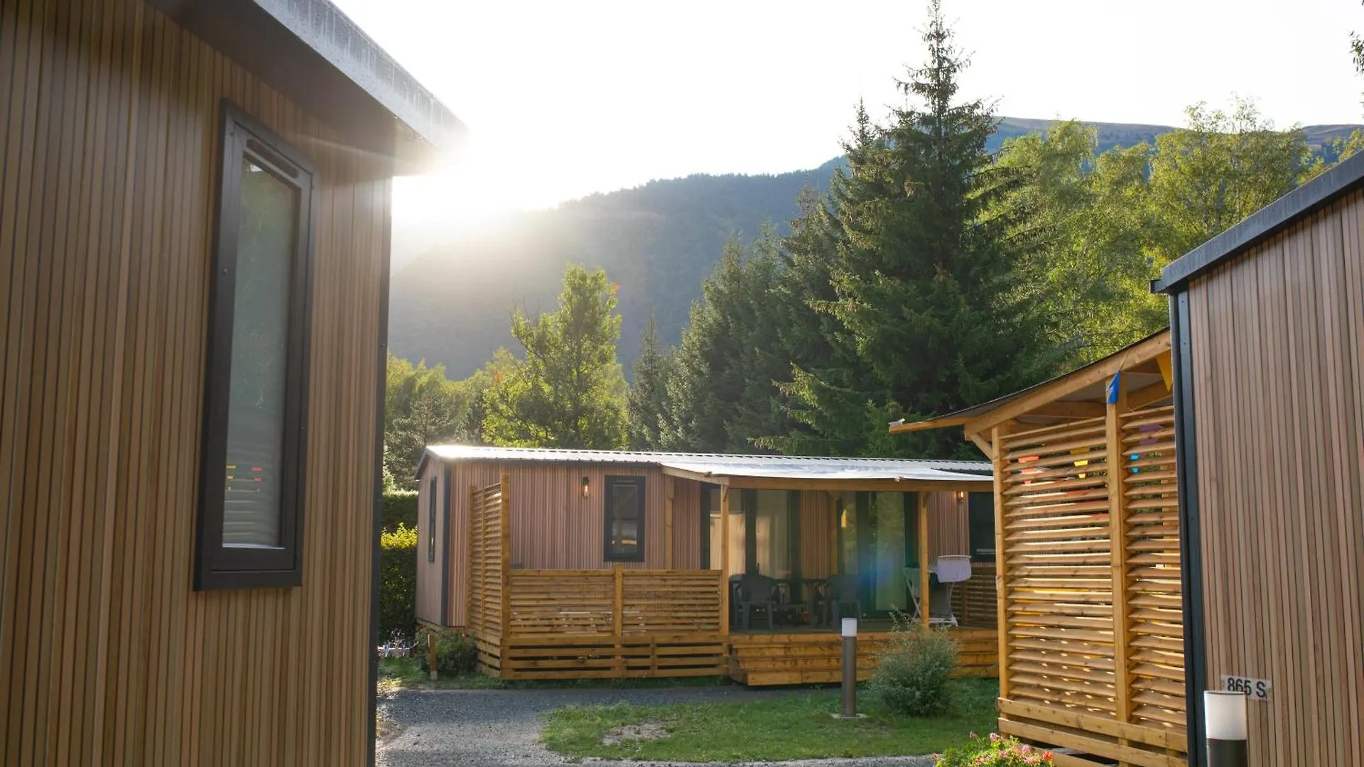 Rcn贝雷多纳酒店 Le Bourg-dʼOisans 4*,