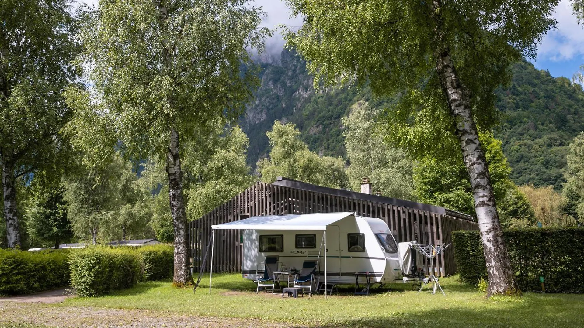 Rcn贝雷多纳酒店 Le Bourg-dʼOisans 营地
